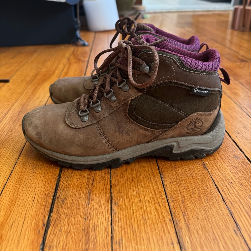 Women’s Timberland Mt Maddsen Mid Waterproof Hiking Boot
